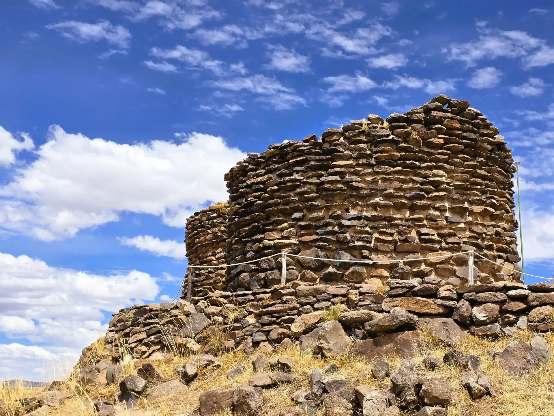 Arquitectura preinca e inca en Sillustani