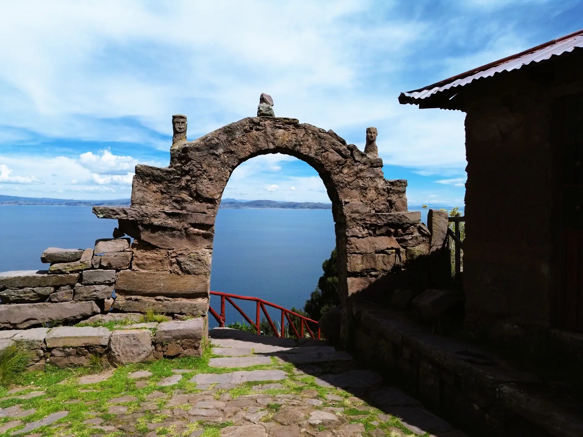 Vistas panorámicas de la Isla Taquile