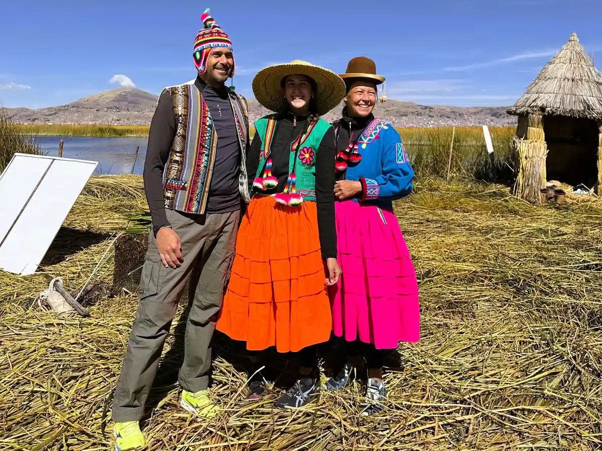 Tour Uros y Taquile Full Day Lago Titicaca